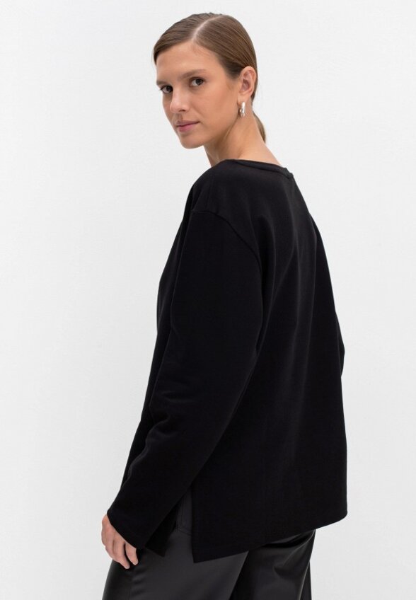 Лонгслив Savage