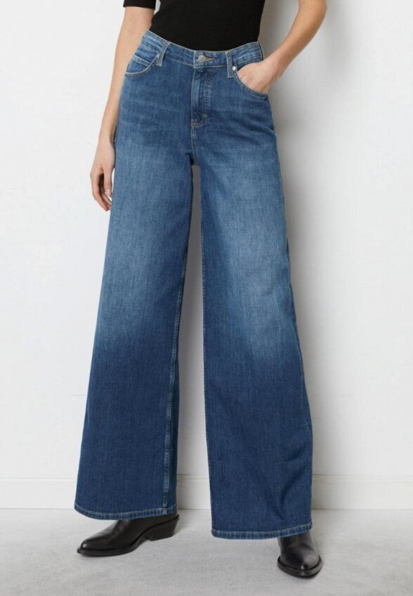 Джинсы Marc O'Polo