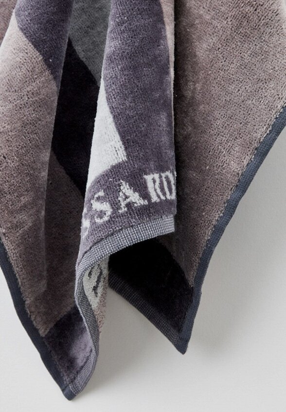 Полотенце Trussardi