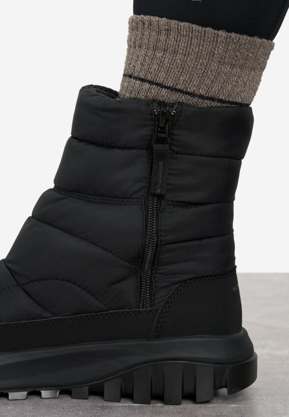 Дутики женские Columbia Snowtrot Mid, Черный