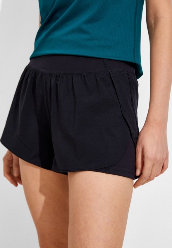 Шорты спортивные Under Armour