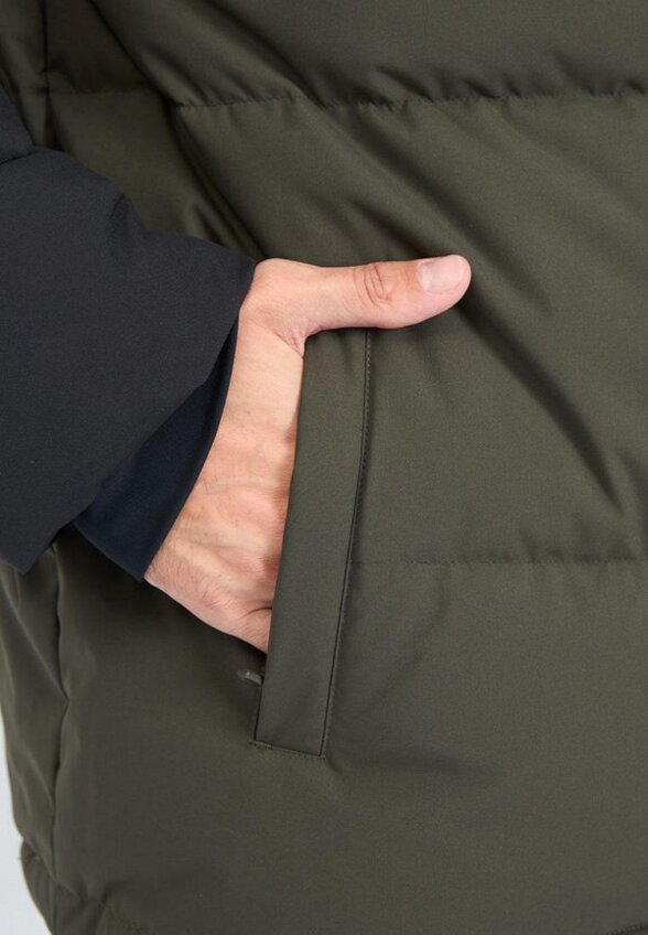 Пуховик Baasploa