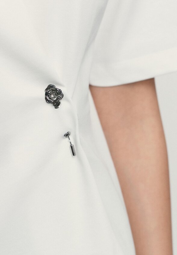 Футболка Zarina