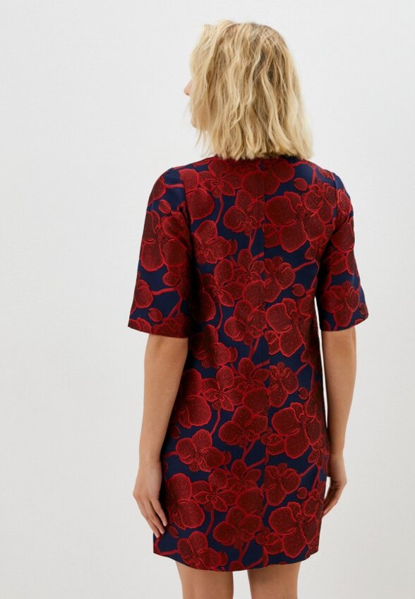 Платье MadaM T