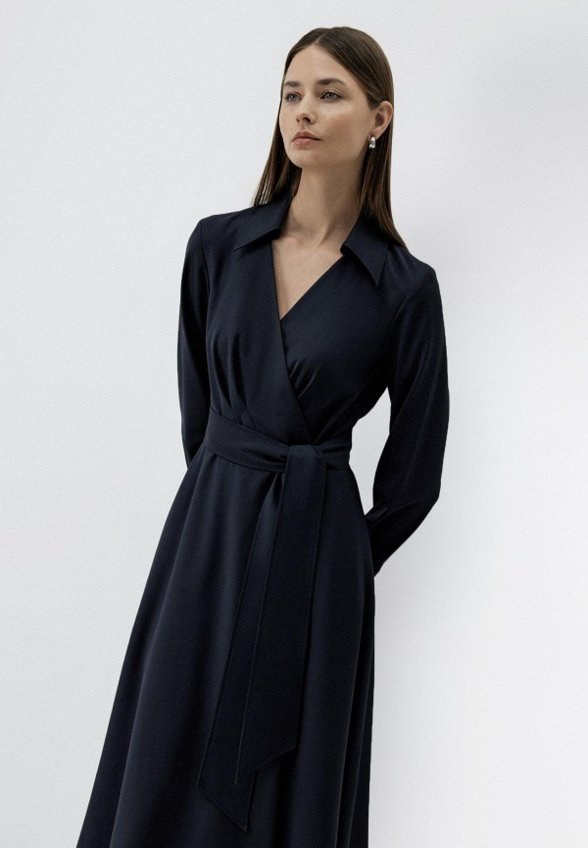 Платье Charuel