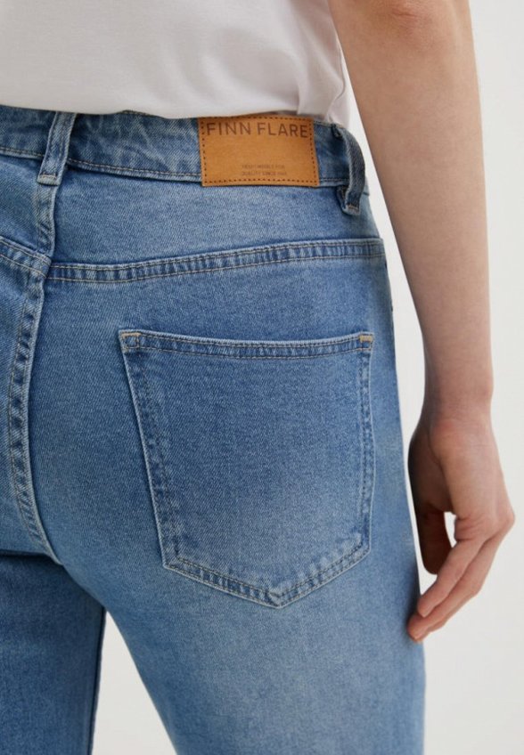Джинсы Finn Flare