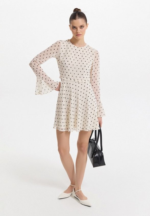 Платье Love Republic