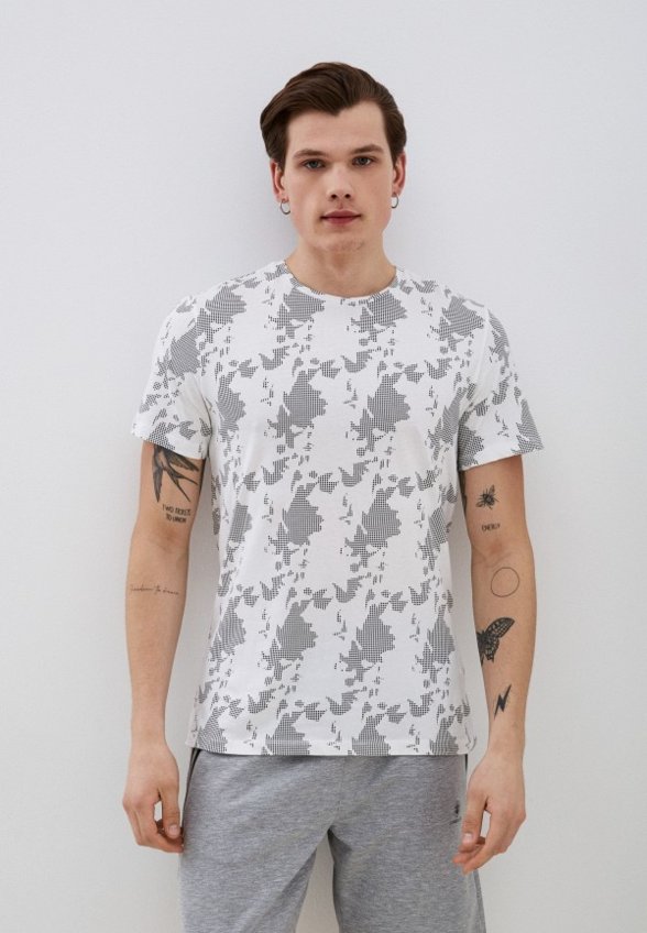 Футболка Colin's