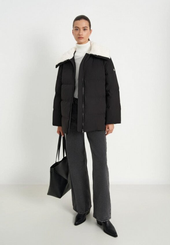 Пуховик Finn Flare