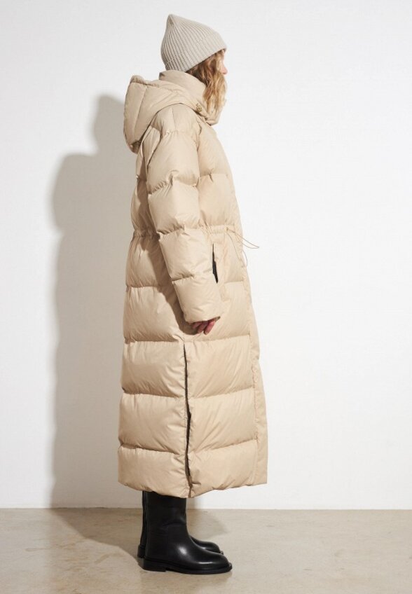 Пуховик Myemi