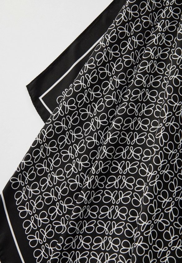 Платок Rosedena