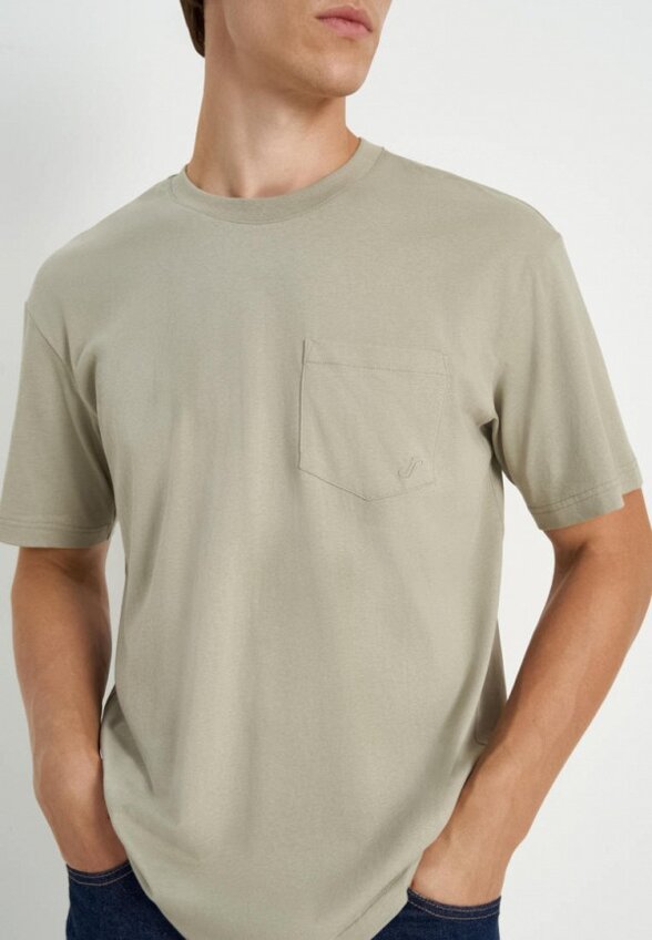 Футболка Finn Flare