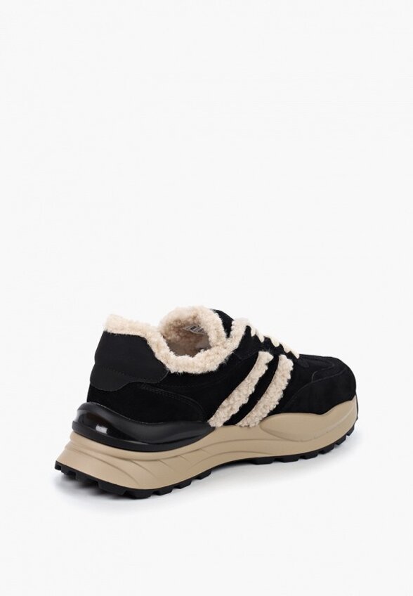 Кроссовки Escan