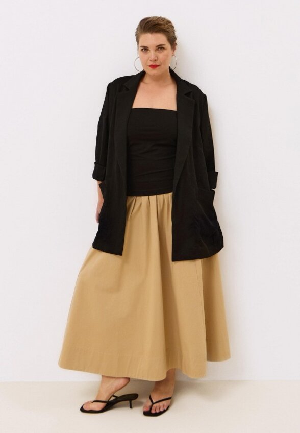 Платье Lessismore