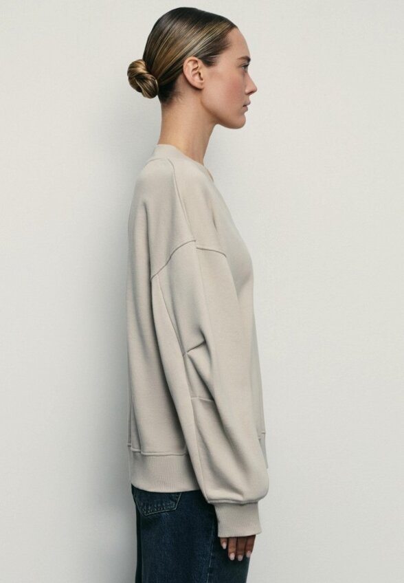 Свитшот Zarina