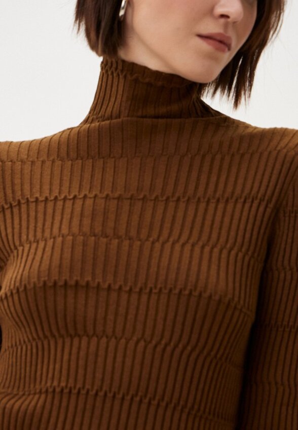 Водолазка JNBY