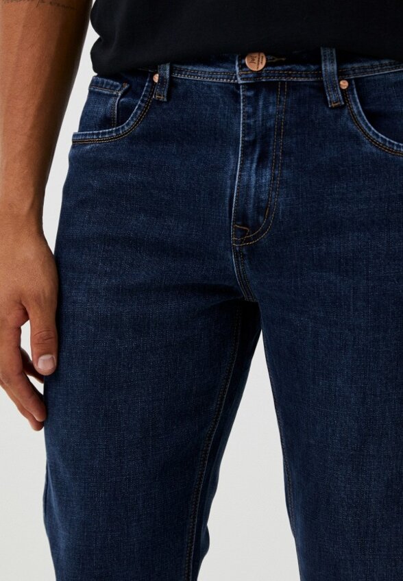 Джинсы Mossmore