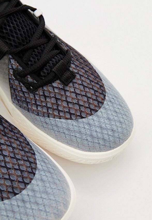 Кроссовки Peak