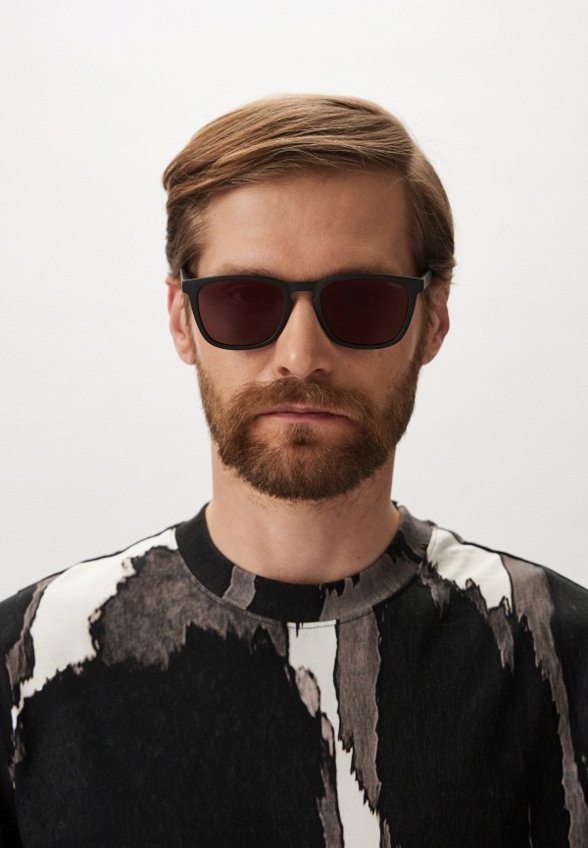 Очки солнцезащитные Hugo