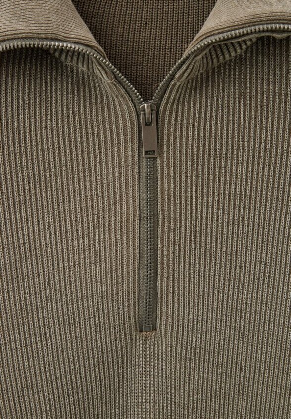 Джемпер Mademan