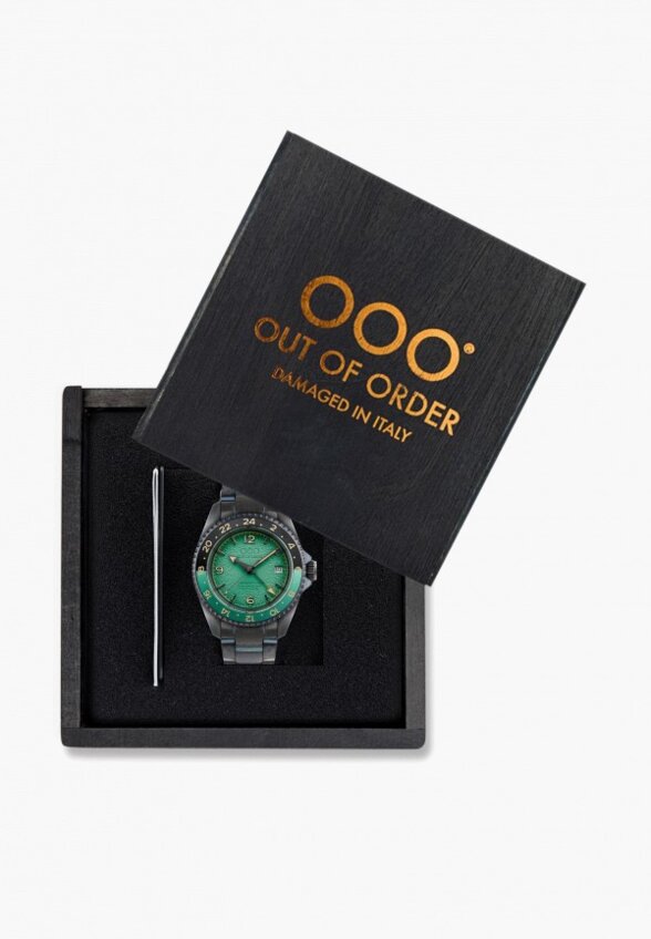 Часы Out of Order