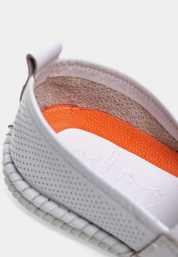 Слипоны Bruno Renzoni