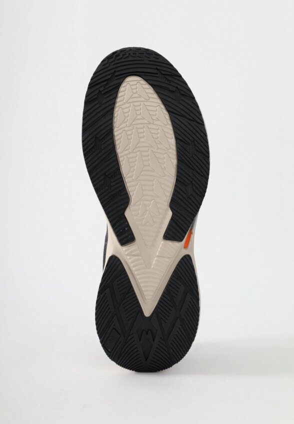 Кроссовки Baasploa