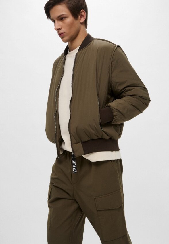 Бомбер Ice Play