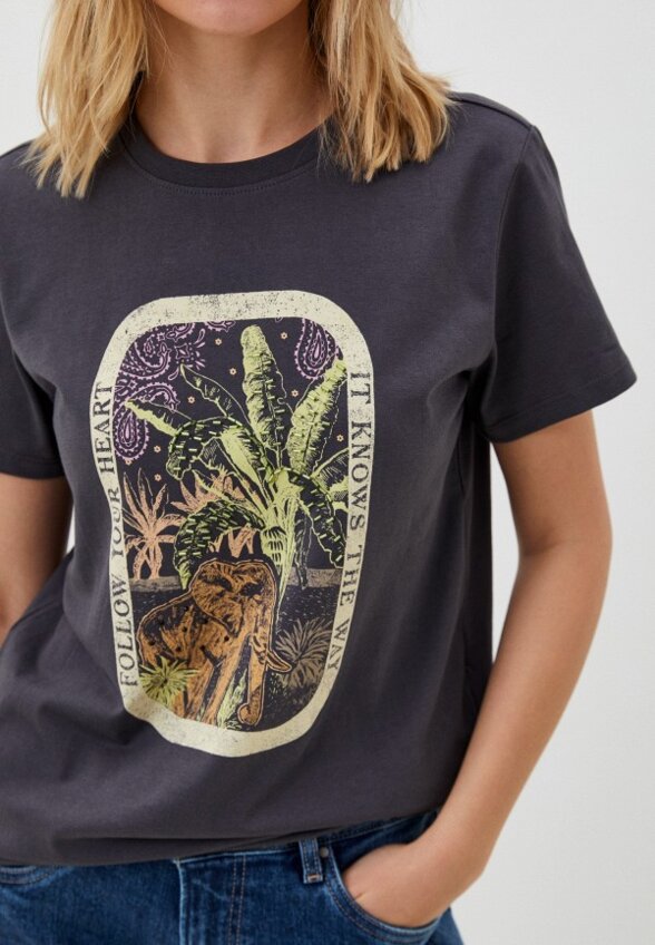 Футболка Colin's