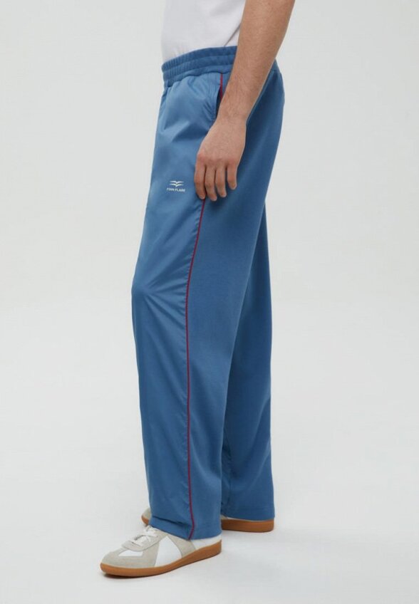 Брюки спортивные Finn Flare