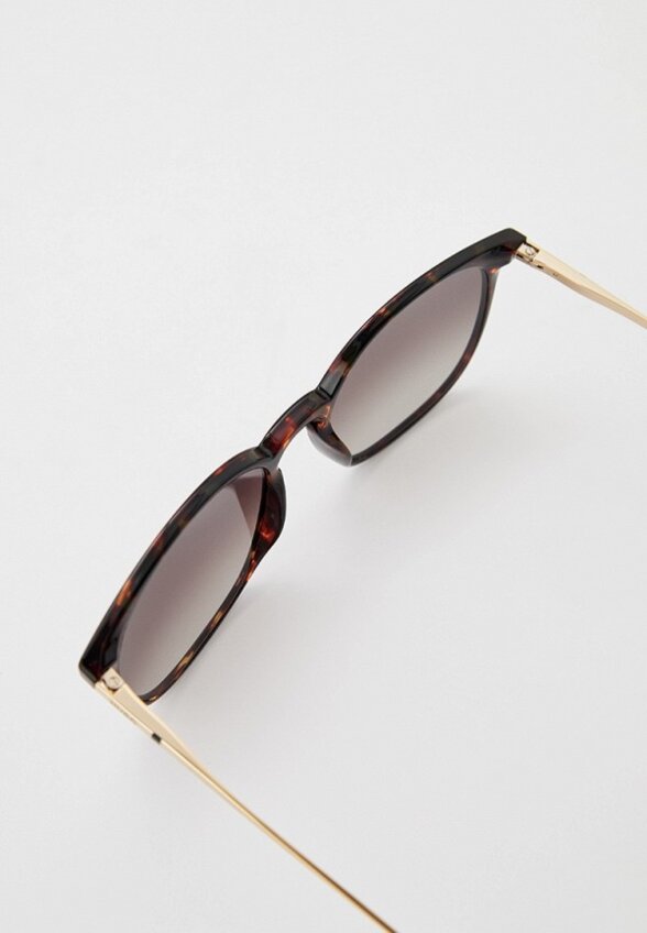 Очки солнцезащитные Hugo