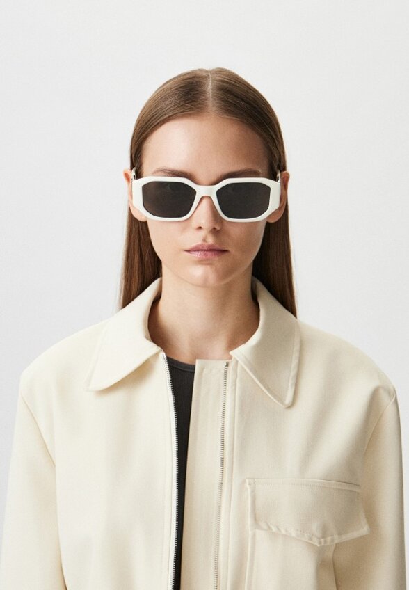 Очки солнцезащитные Karl Lagerfeld