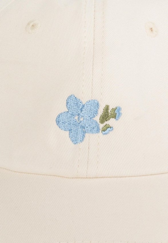 Бейсболка Studio 29