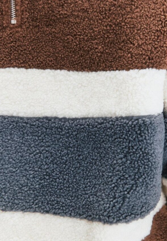 Олимпийка Befree