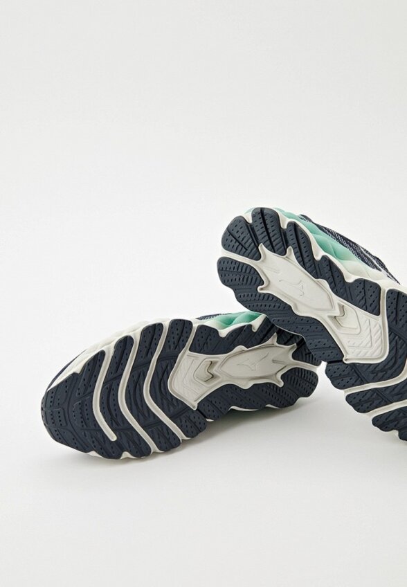 Кроссовки Mizuno