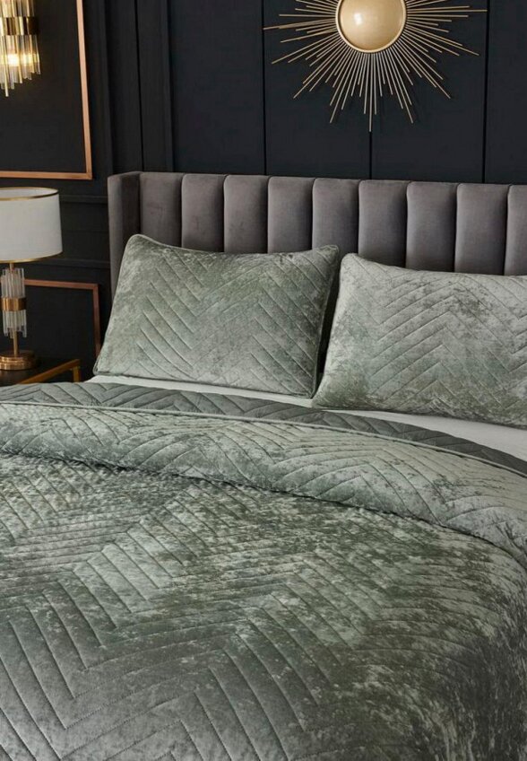 Комплект с покрывалом Sofi De Marko