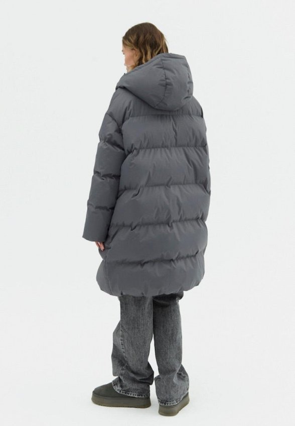 Пуховик Manera Odevatca