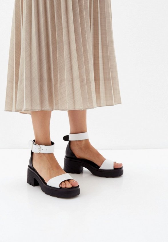 Босоножки Valeani