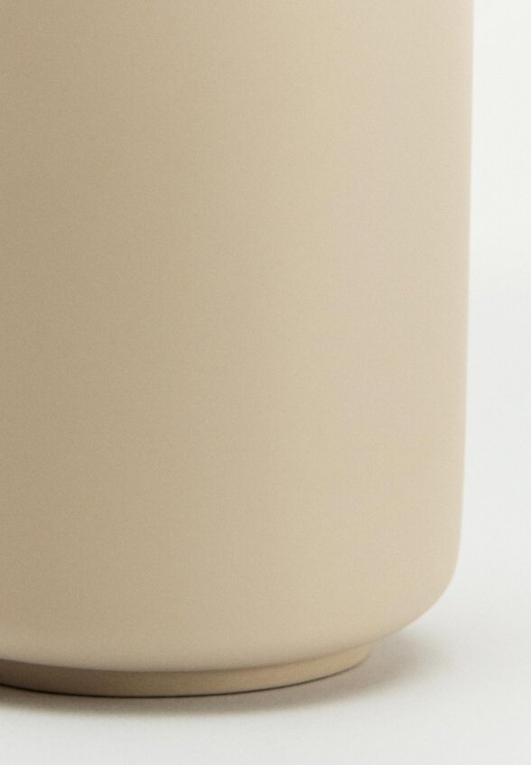 Стакан для зубных щеток