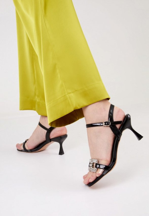 Босоножки Berkonty