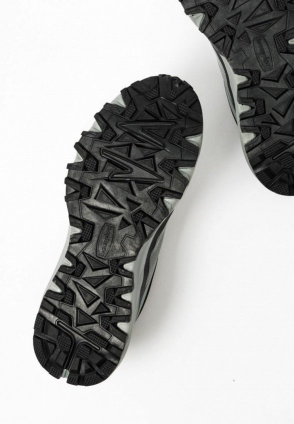 Кроссовки Baasploa