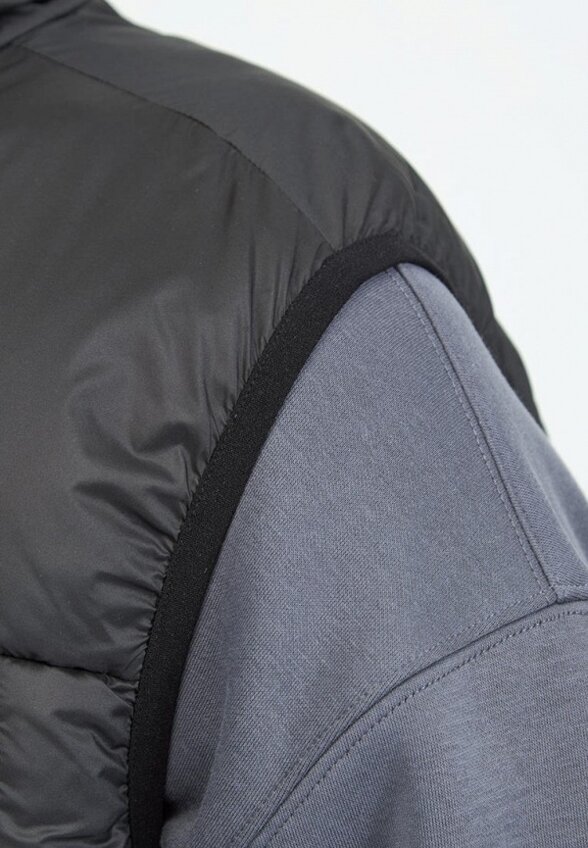 Жилет утепленный Baasploa