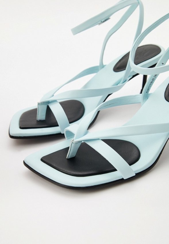 Босоножки Portal