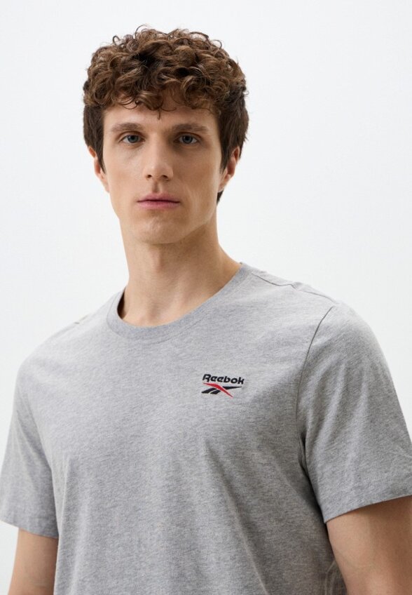 Футболка Reebok