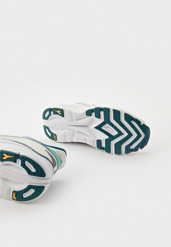 Кроссовки Diadora