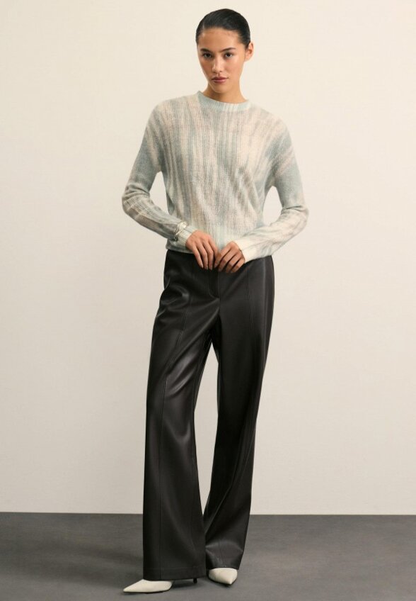 Джемпер Zarina