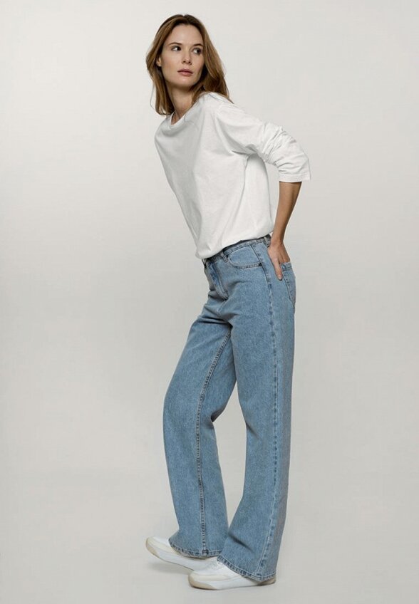 Джинсы Bstatement