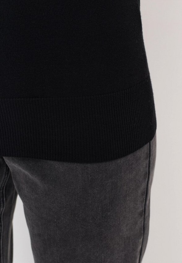 Водолазка Savage