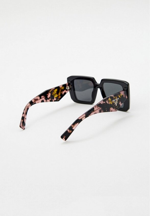 Очки солнцезащитные Prada