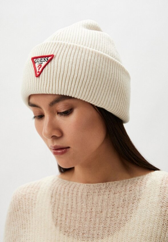 Шапка Guess